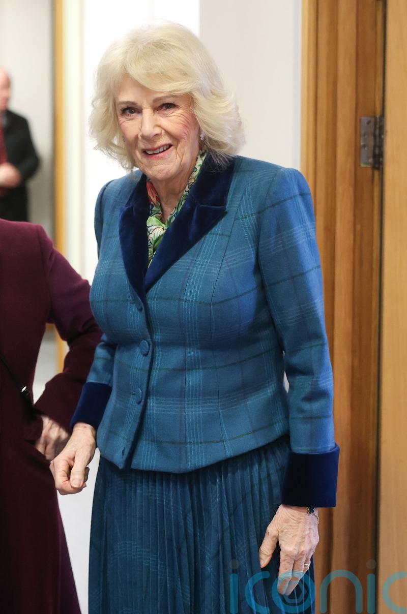 Queen adds a touch of Spice to royal visit