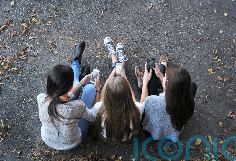 Social media ban for under-16s backed by Lords