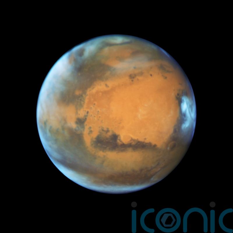 Moisture in Martian atmosphere could help secure water supply, research finds