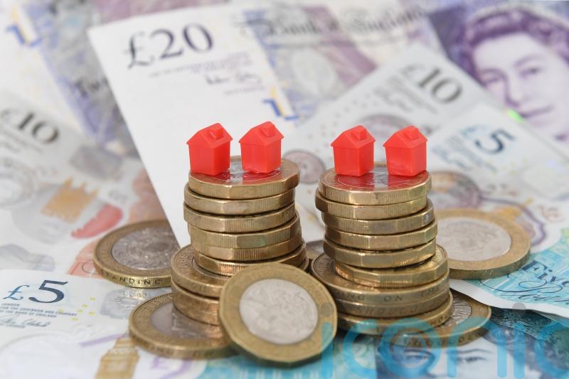 Mortgage costs &lsquo;shock&rsquo; for some borrowers as nearly 1m five-year deals end soon