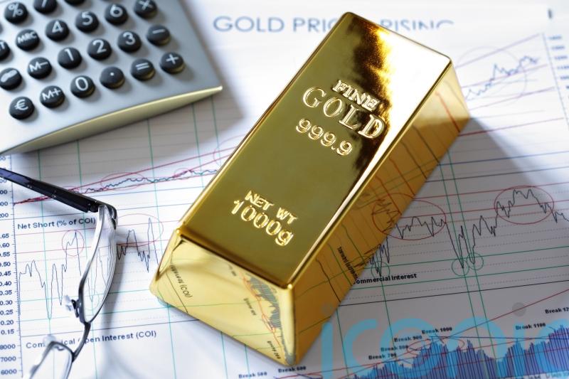 Price of gold jumps above 5,000 US dollars for first time