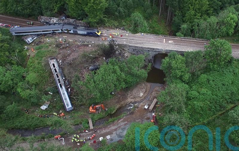 Couple &lsquo;robbed&rsquo; of future, fatal train derailment inquiry hears