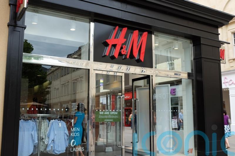 H&M reveals subdued winter sales after annual profit hike