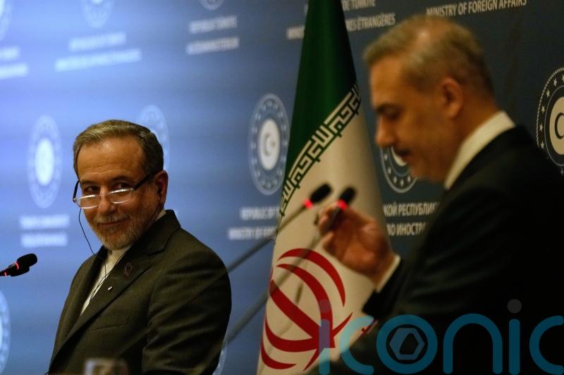 Iran&rsquo;s top diplomat says there are no plans yet for talks with US