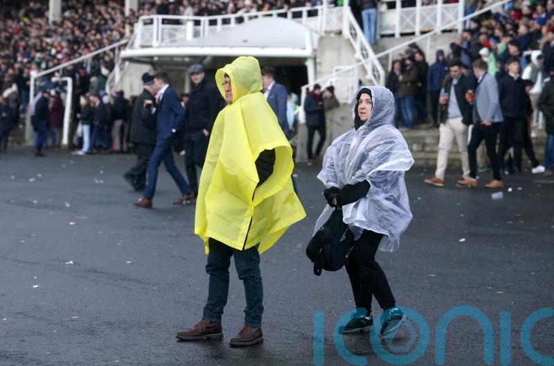 Opening day of Dublin Racing Festival must pass morning inspection