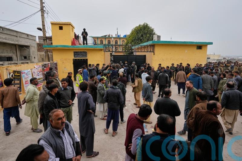 Dozens killed in bombing at Islamabad mosque