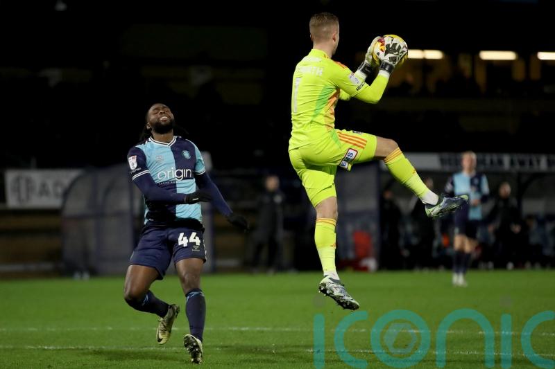 Mansfield held at home by Exeter