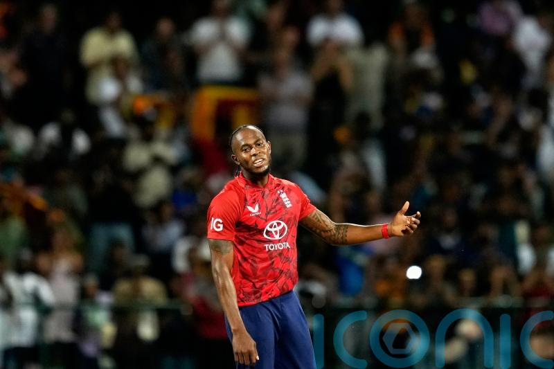 Nothing wrong with Jofra Archer &ndash; Jamie Overton tips team-mate to bounce back