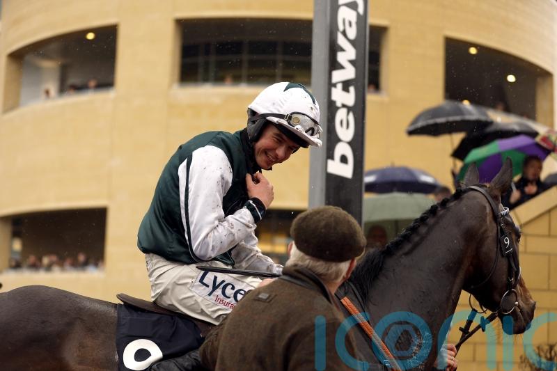 L&rsquo;Homme Presse given Gold Cup target en route to Aintree