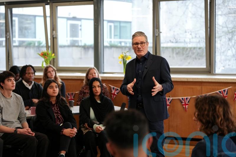 Starmer pledges to act in &lsquo;months not years&rsquo; to protect children on social media