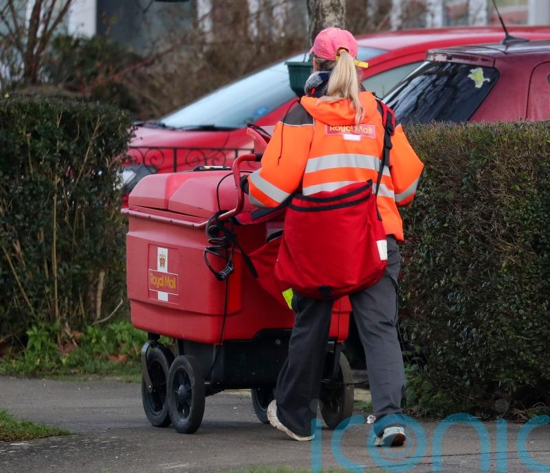 Union demands &lsquo;clear guarantee&rsquo; from Royal Mail on delivery of election mail