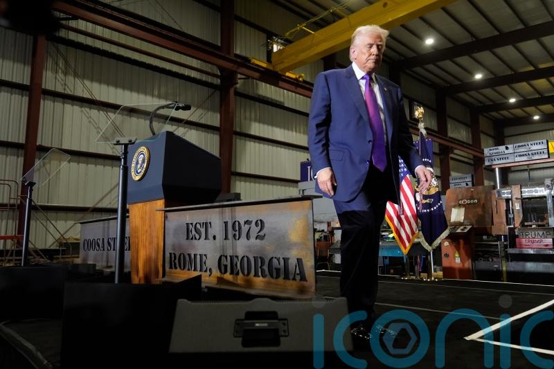 Trump &lsquo;doesn&rsquo;t know if aliens are real&rsquo; but directs release of UFO files