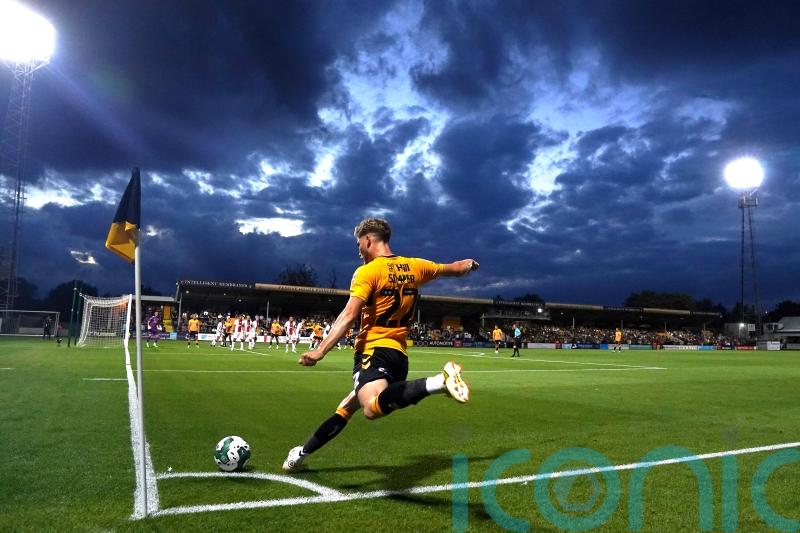 Lewis Simper inspires Sutton to convincing win over Wealdstone