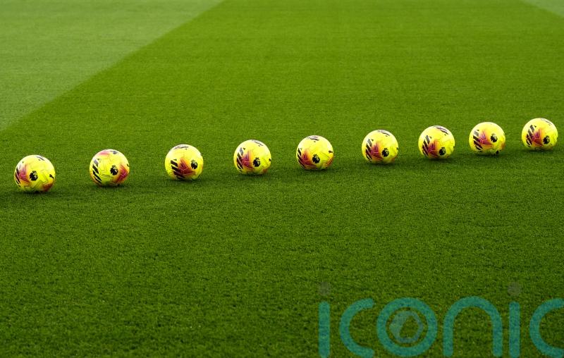 Southend score three late goals to break Brackley&rsquo;s resistance