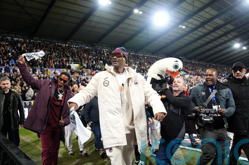 Snoop Dogg welcomed by excited football fans on first Swansea visit