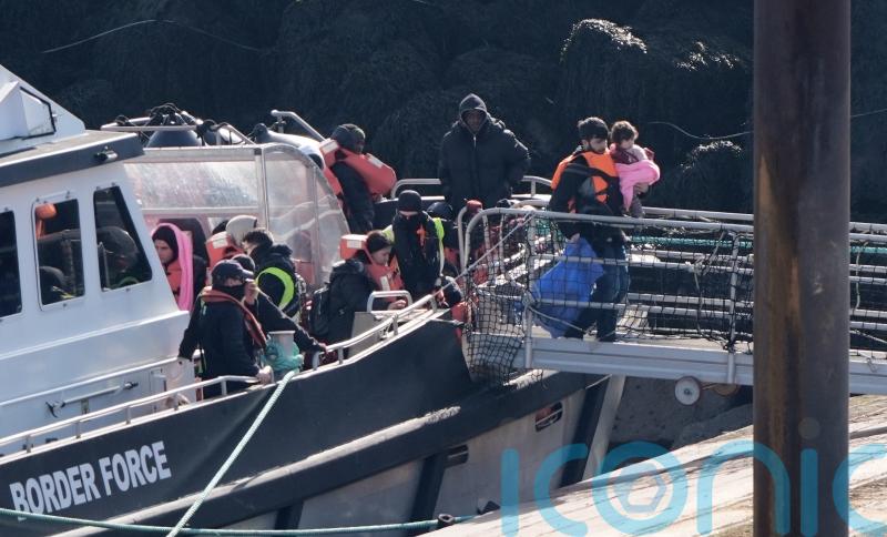 Migrants arrive after crossing Channel for first time in two weeks