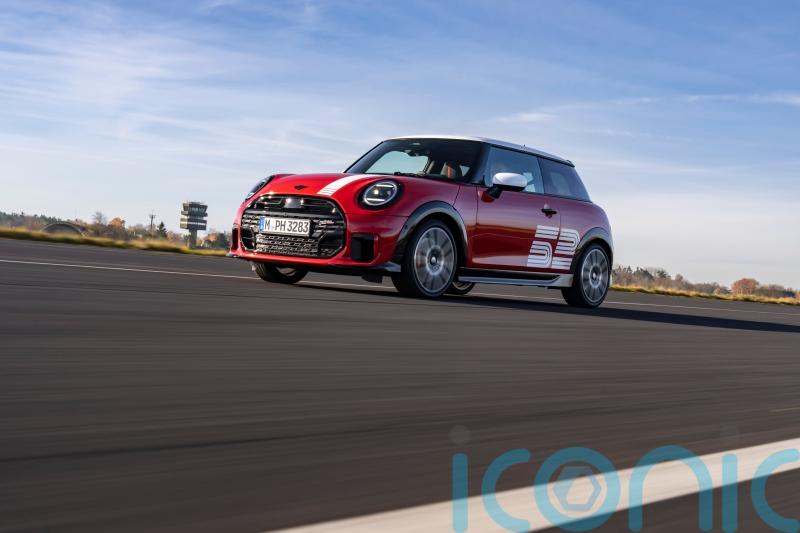 Mini 1965 Victory Edition celebrates firm&rsquo;s 60th anniversary of Monte Carlo Rally win