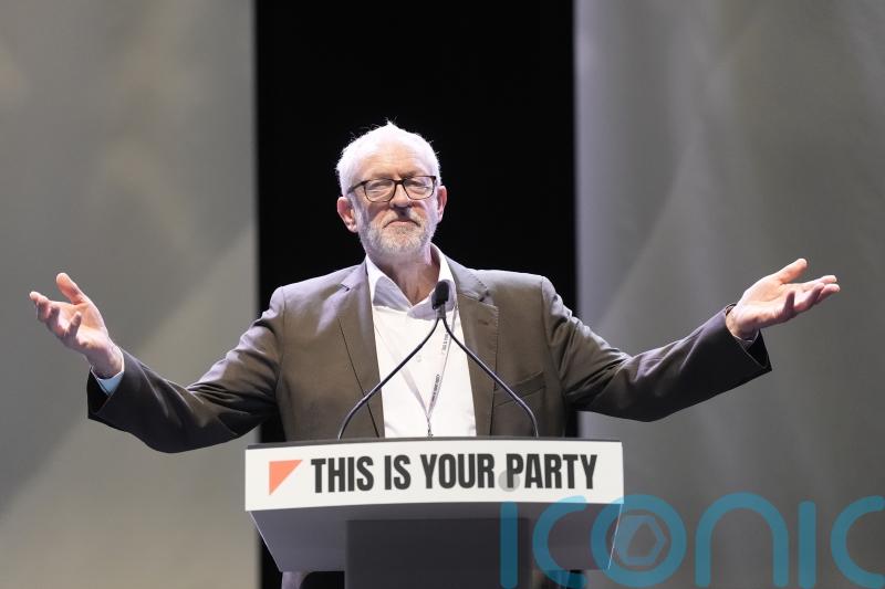 Jeremy Corbyn secures control of Your Party leadership committee