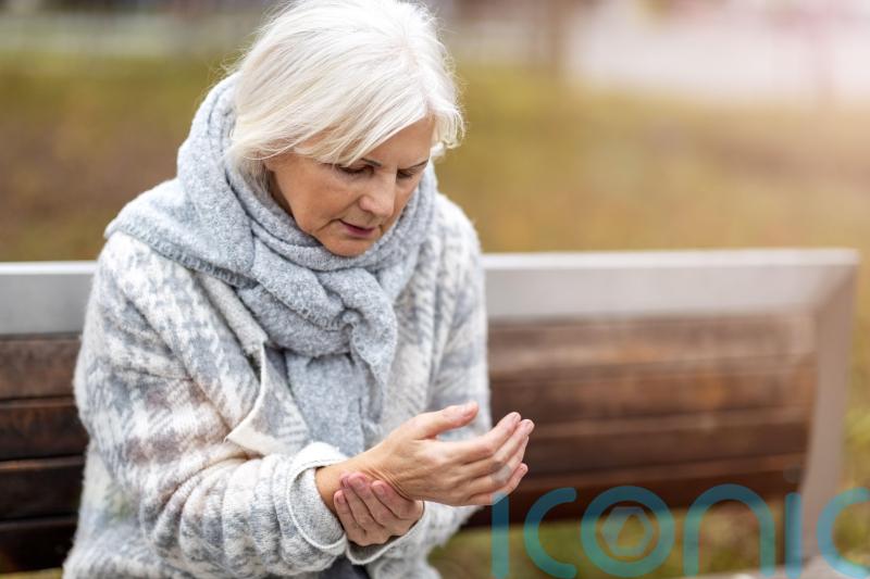 Is the cold weather affecting my arthritis?
