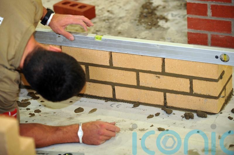 Apprenticeships &lsquo;transforming lives&rsquo; for young people, says John Swinney