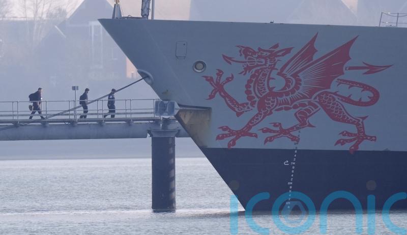 HMS Dragon may not sail to protect Cyprus until next week &ndash; report