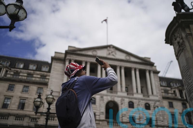 UK interest rates could go back above 4% if energy shock persists, Niesr warns