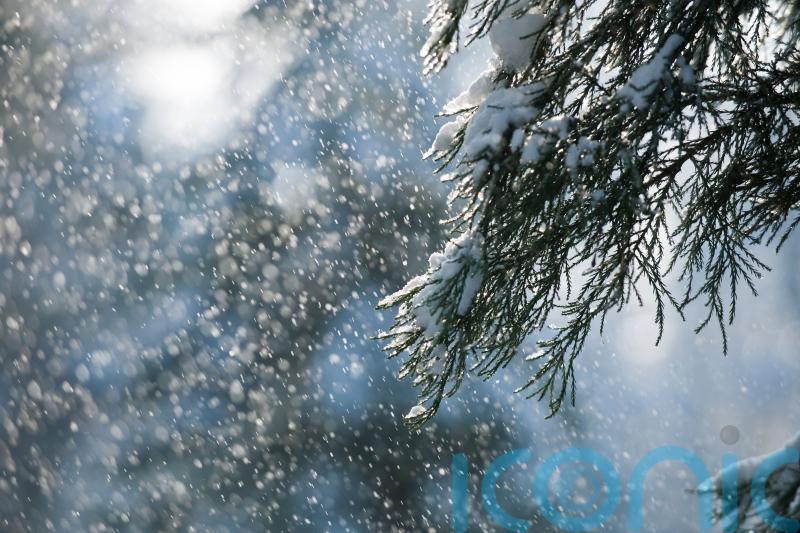 Snow showers expected in parts of the UK during &lsquo;brief cooler spell&rsquo;