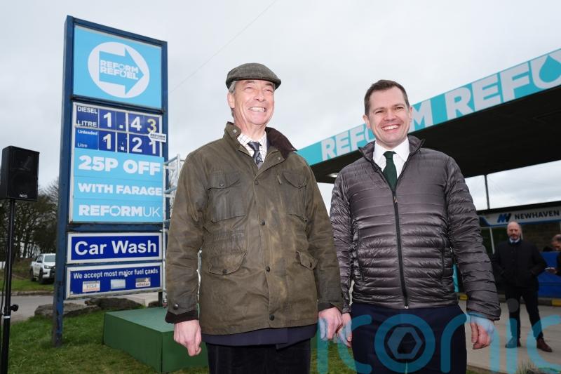 Nigel Farage vows to reverse fuel duty increase in Reform petrol station stunt