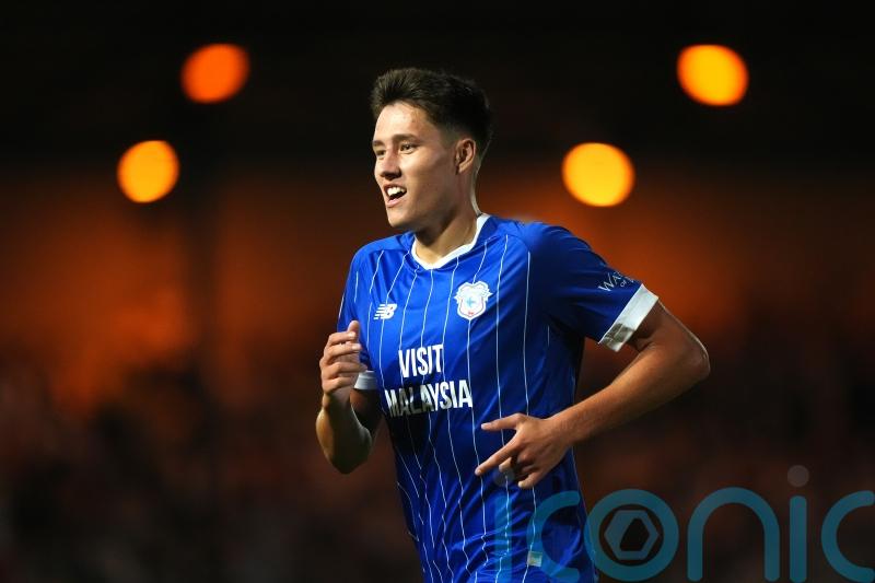 Cardiff fall further behind leaders Lincoln after being held by Barnsley