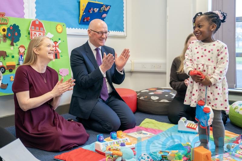 Government will miss child poverty goal under current plan, its projections say