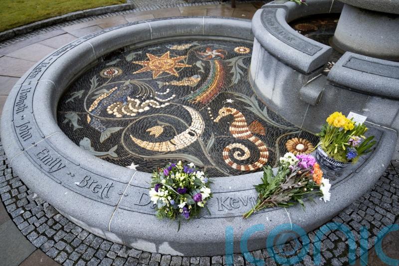 Who were the 17 victims of the Dunblane massacre?