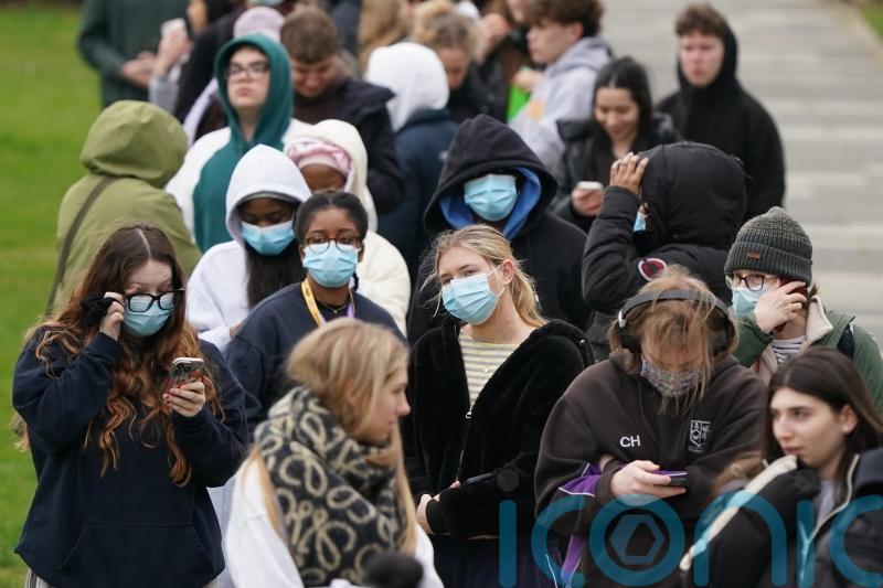 Meningitis outbreak: Tribute paid to student who died as hundreds seek treatment