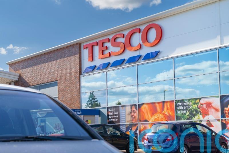 Tesco to lift hourly pay for shop and warehouse workers by 5.1%