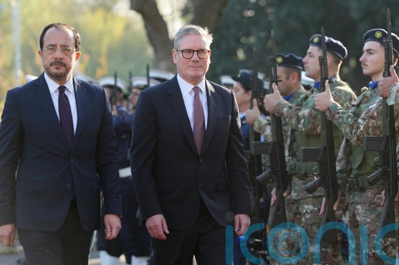 Cypriot president calls for &lsquo;frank discussion&rsquo; about future of British bases