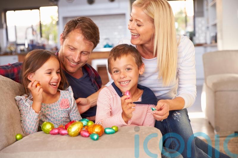 How to have a cheaper family Easter 