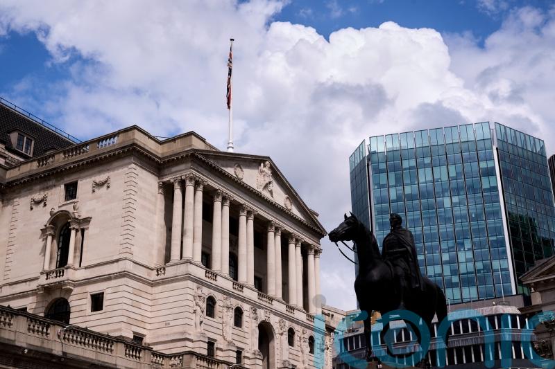 Gilt sell off deepens after worse than expected public finance data