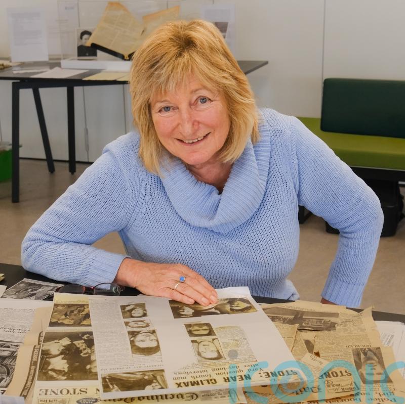 Woman bids to find father&rsquo;s ring containing &lsquo;hidden&rsquo; Stone of Destiny fragment