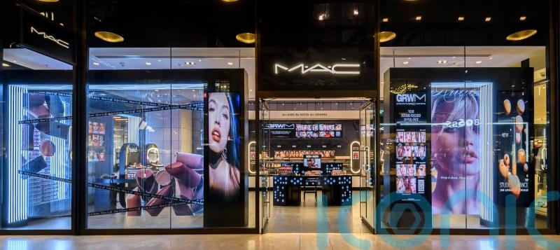 MAC entices staff to transform into TikTok live shopping hosts