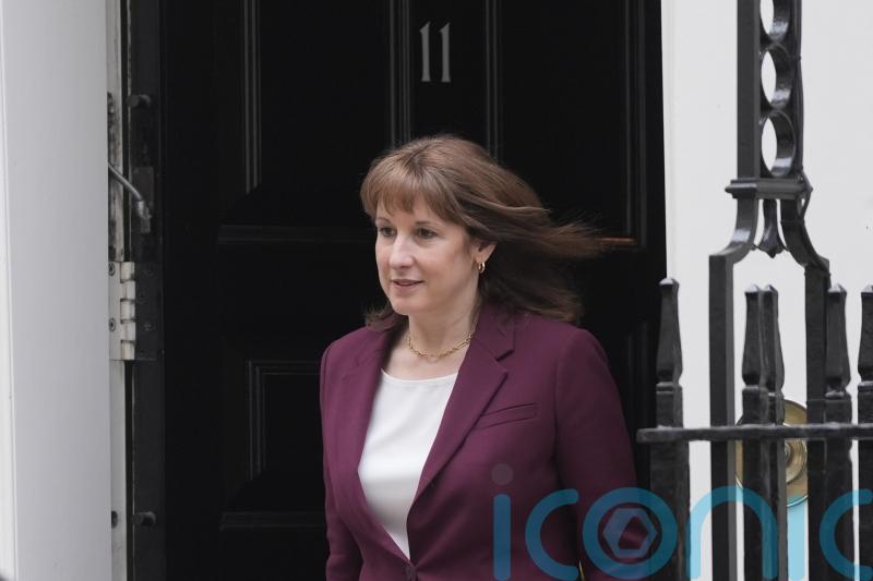 Rachel Reeves warns of &lsquo;significant&rsquo; economic challenges from Iran war