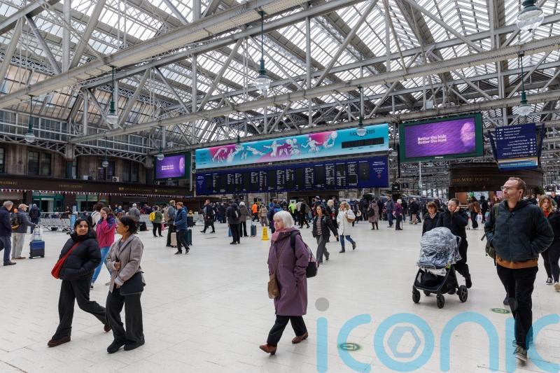 Glasgow Central reopens after &lsquo;tremendous&rsquo; effort following nearby blaze