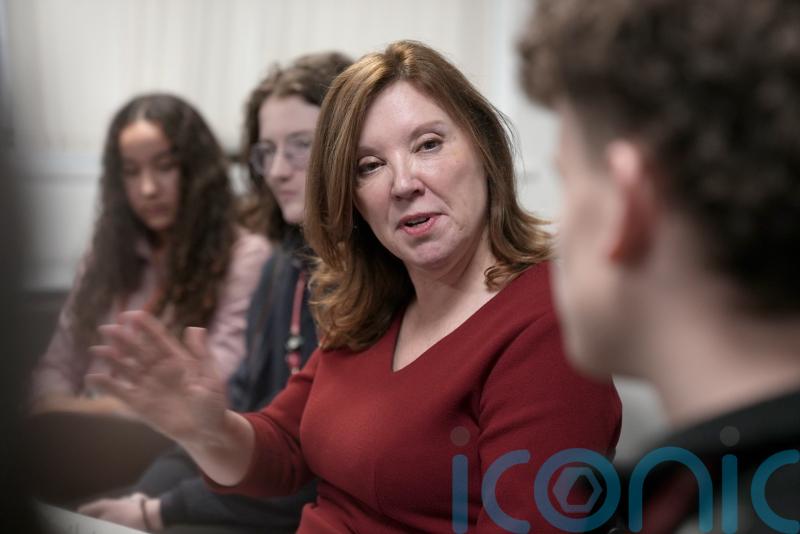 Parents should not be only ones to ensure children stay safe online &ndash; watchdog