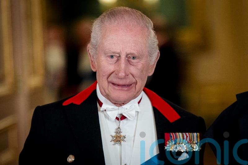 End &lsquo;ridiculous&rsquo; royal tax breaks, Greens urge in election pledge