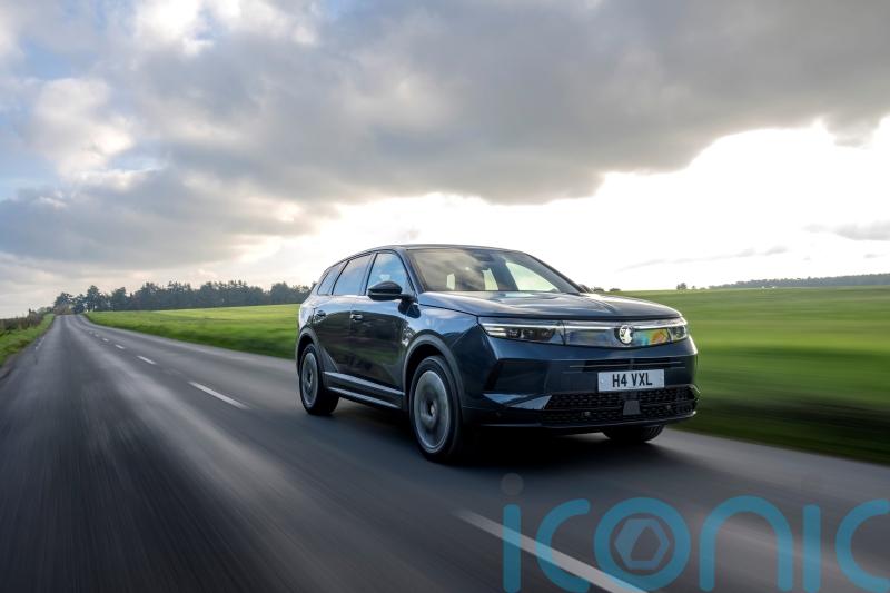 Vauxhall adds plug-in hybrid variant to Grandland model line-up