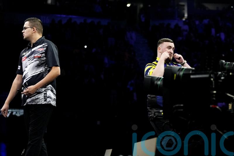 Gian van Veen brands Luke Littler &lsquo;out of order&rsquo; as Dutchman edges fiery clash