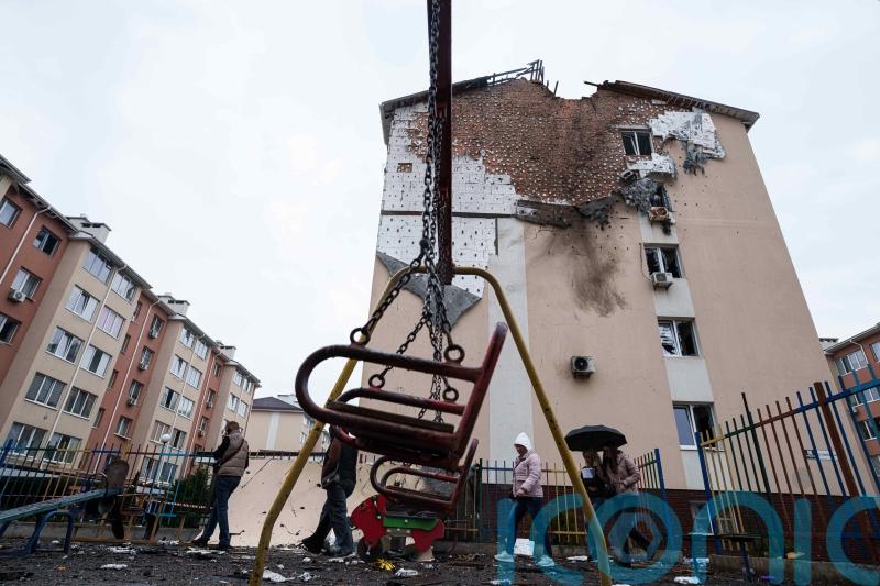 Russian strikes on Ukraine kill eight as Kyiv holds door open for Easter truce