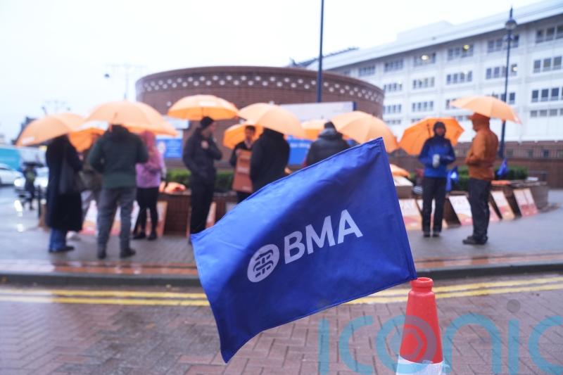 Resident doctors in England to strike for six days