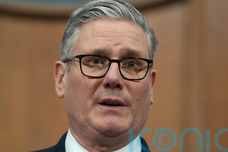 Keir Starmer welcomes US-Iran ceasefire amid efforts to reopen Strait of Hormuz