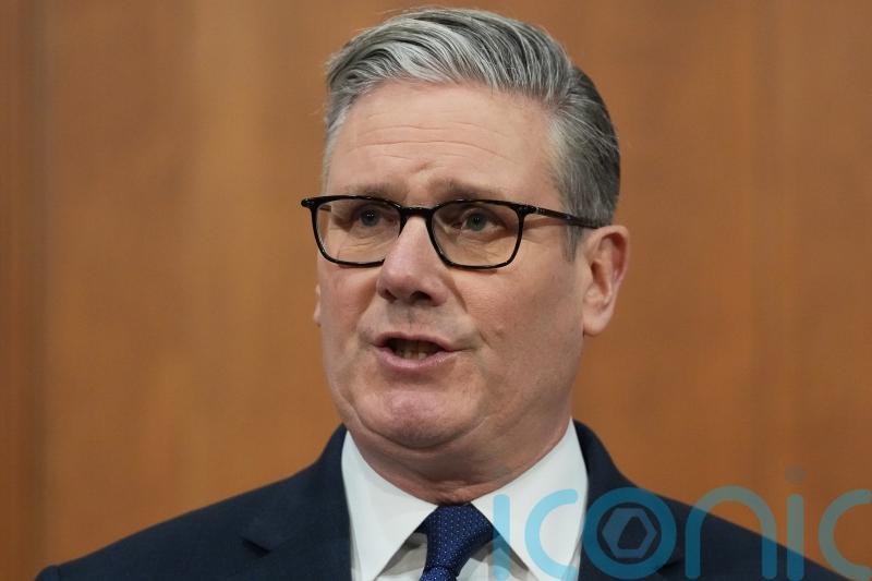 Starmer arrives in Gulf for talks with allies after US-Iran ceasefire agreed