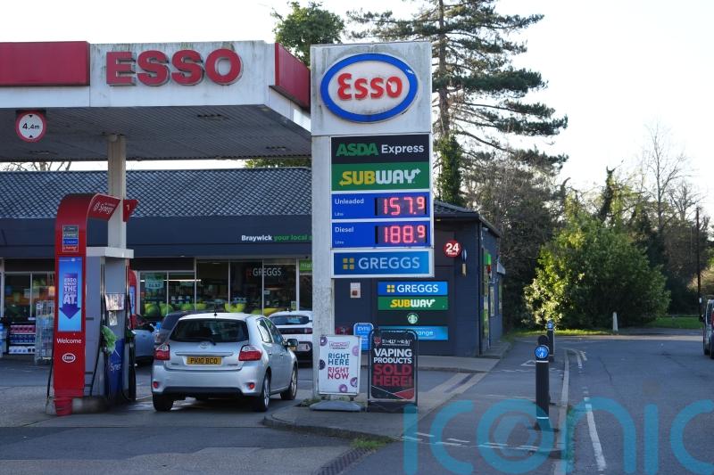 Fall in petrol and diesel stocks at UK filling stations since Iran conflict