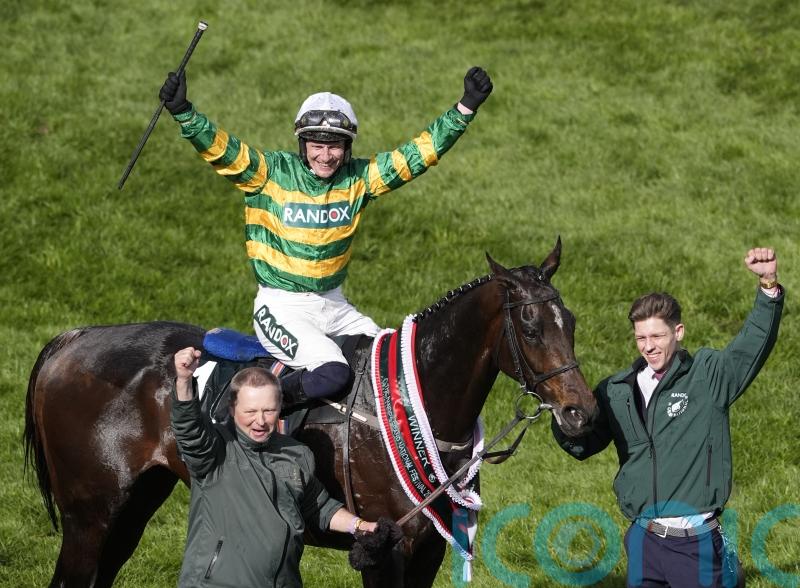 Aintree punter&rsquo;s &pound;100,000 National bet pays Maximus dividends